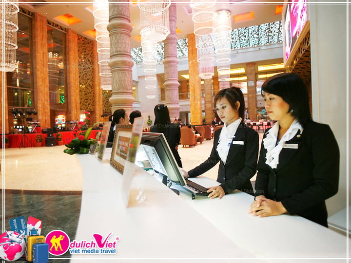Du Lịch Free and Easy Campuchia giá tốt 2025 khách sạn Nagaworld 5*